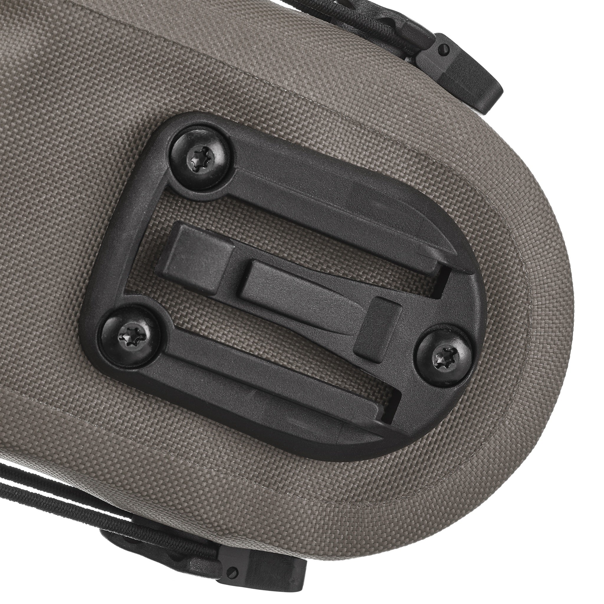 Close-up van de gesp op ORTLIEB Micro-Bag 0.8L in dark sand