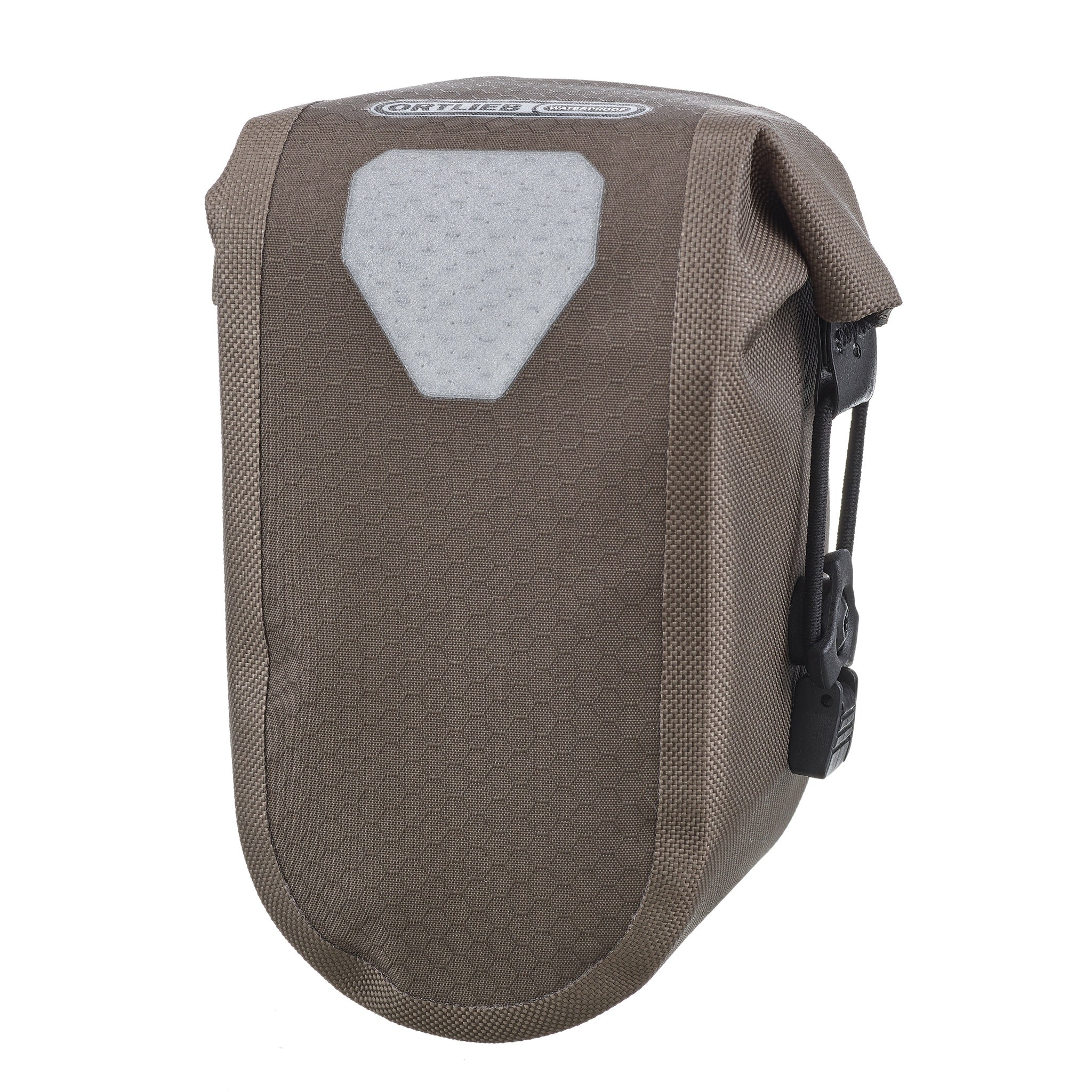 Zijaanzicht van ORTLIEB Micro-Bag 0.5L in dark sand met bevestigingssysteem